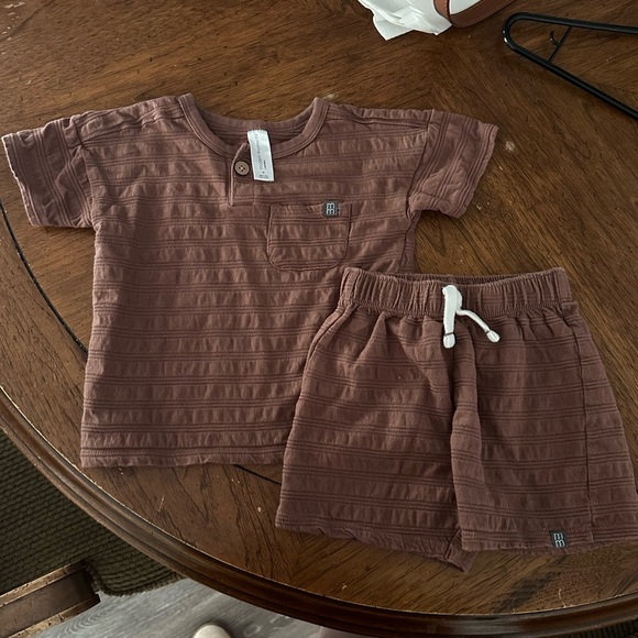 Modern Moments Toddler Outfit - Picture 1 of 2